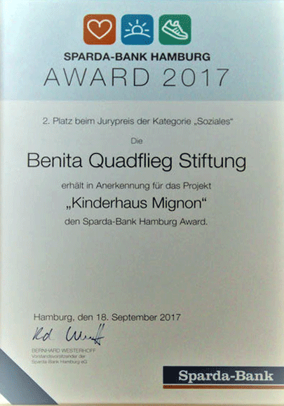 2. Platz beim Jurypreis des SPARDA-BANK HAMBURG AWARDS 2017 in der Kategorie "Soziales" 1 2. Platz beim Jurypreis des SPARDA-BANK HAMBURG AWARDS 2017 in der Kategorie "Soziales" 1